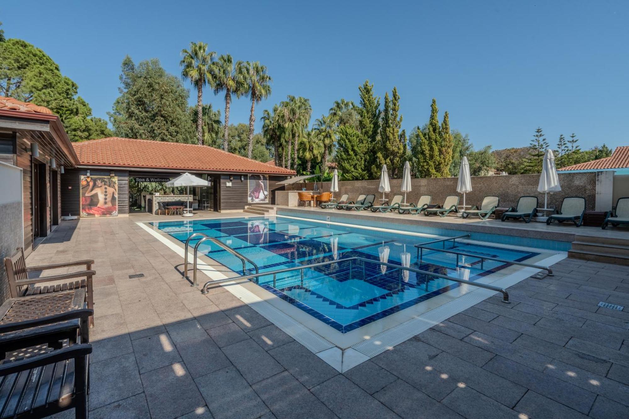 Champion Holiday Village Beldibi  Bagian luar foto